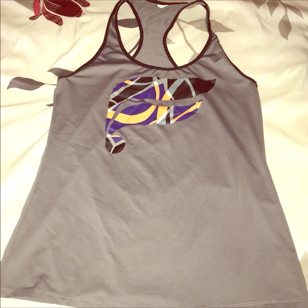 Eiffel tank || Fabletics